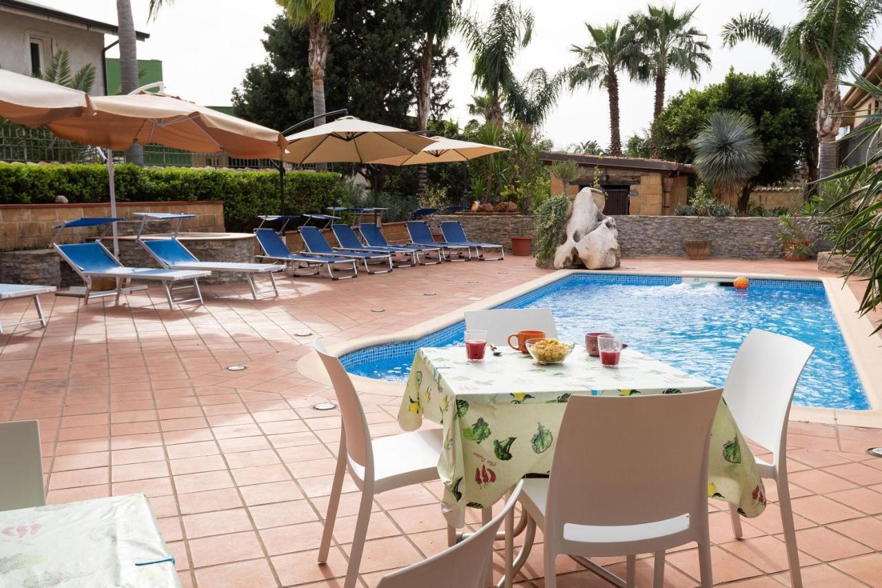 צ'יניזי Alelida Villa Con Piscina מראה חיצוני תמונה
