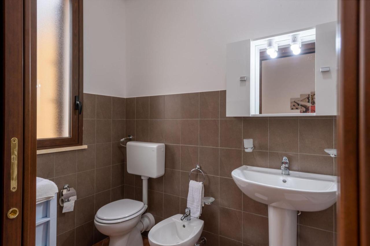 צ'יניזי Alelida Villa Con Piscina מראה חיצוני תמונה