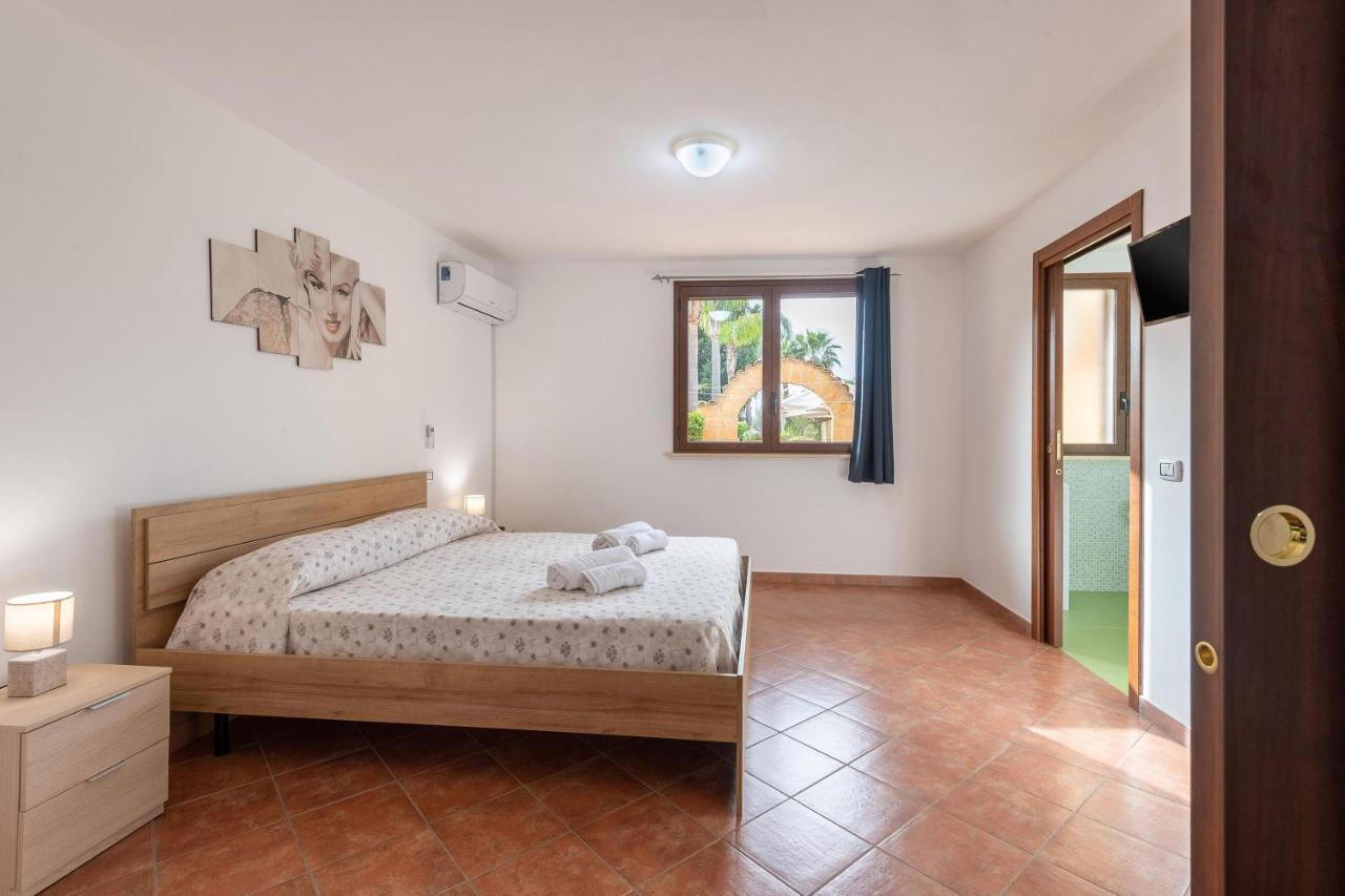 צ'יניזי Alelida Villa Con Piscina מראה חיצוני תמונה